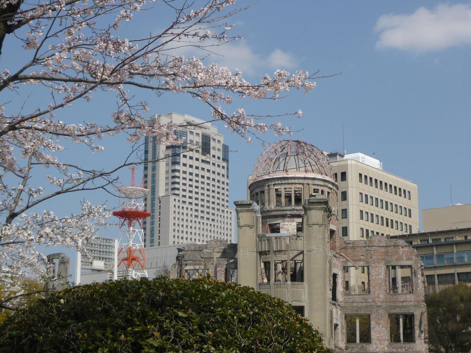 Rihga Royal Hotel Hiroshima Exterior photo